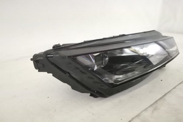 Far Dreapta Original Led In Stare Buna Crystal Lighting Skoda  Octavia  4 [2019 - 2024] - imagine 2