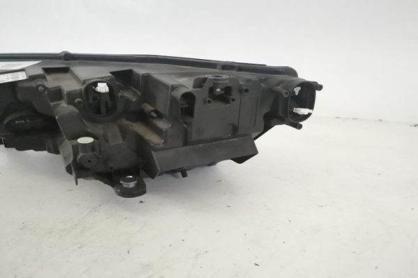 Far Dreapta Original Led In Stare Buna Crystal Lighting Skoda  Octavia  4 [2019 - 2024] - imagine 6
