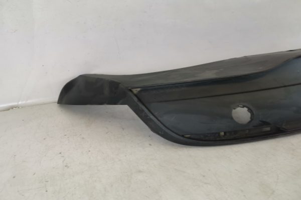 Fusta Bara Spate Originala In Stare Buna Tesla Model Y 1 Tesla  Model Y 1