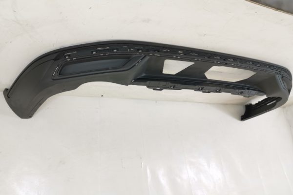 Ornament Fusta Spoiler Bara Spate Original In Stare Buna Volkswagen VW  Passat  B8 [facelift] [2019 - 2020] - imagine 3