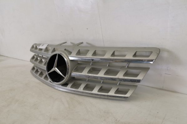 Grila Centrala Radiator Originala In Stare Buna  Mercedes-Benz  ML  W164 [facelift] [2008 - 2011] - imagine 3