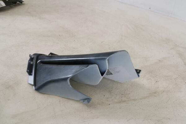 Grila Radiator Stanga Deflector Aer Original In Stare Buna LP640 Performante Coupe Lamborghini  Huracan  1 [2014 - 2020] - imagine 6