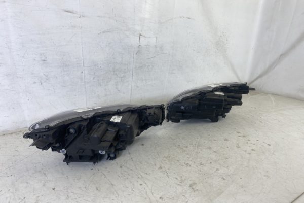 Far Dreapta Original Led In Stare Buna Toyota  Yaris  XP210 [2020 - 2023] - imagine 5