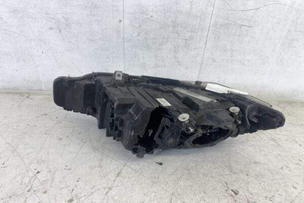 Far Dreapta Original Xenon Avariat BMW  Seria 3  F30 [2011 - 2016] - imagine 4