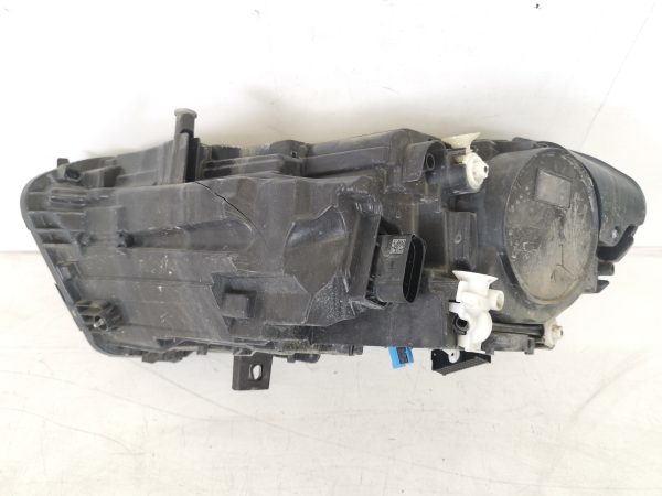Far Dreapta Mercedes-Benz  A-Class W177/V177 [2018 - 2022] Full Led Avariat - imagine 5