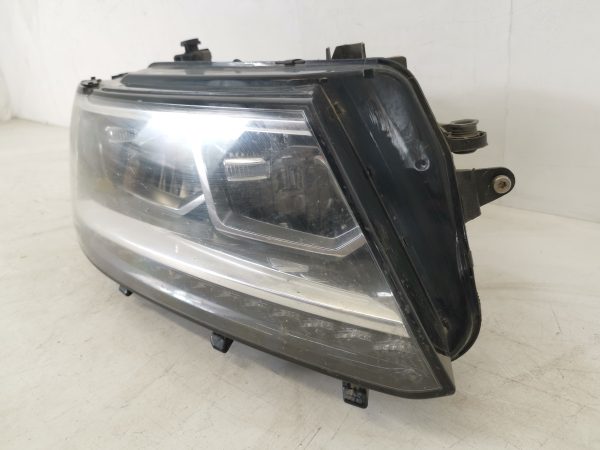 Far Dreapta Volkswagen VW  Tiguan 2 [facelift] AD1 [2020 - 2022] Full Led Avariat - imagine 3
