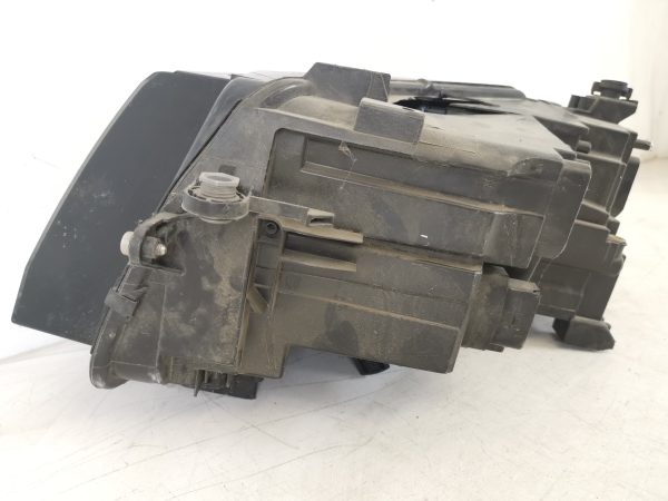Far Dreapta Volkswagen VW  Tiguan 2 [facelift] AD1 [2020 - 2022] Full Led Avariat - imagine 7