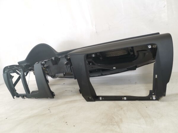 Plansa Bord Volkswagen VW  Passat B6 [2005 - 2010] Originala In Stare Buna - imagine 3