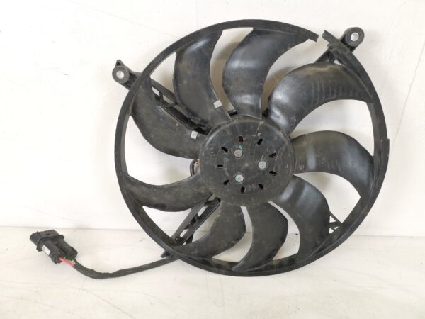 Ventilator De Racire Pentru Radiator Porsche  911 992 [2018 - 2020] Originala In Stare Buna