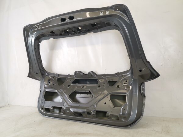 Haion Spate Mercedes-Benz  B-Class W247 [2018 - 2020] Original In Stare Buna - imagine 6