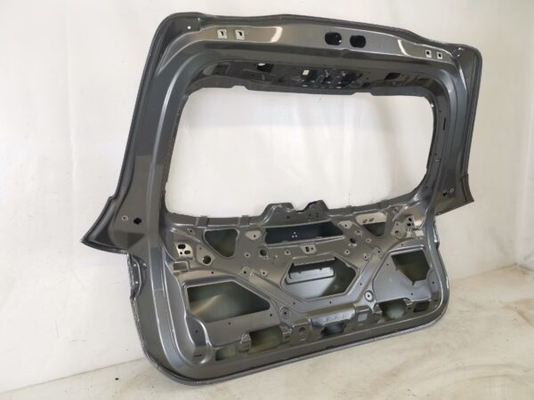 Haion Spate Mercedes-Benz  B-Class W247 [2018 - 2020] Original In Stare Buna - imagine 7