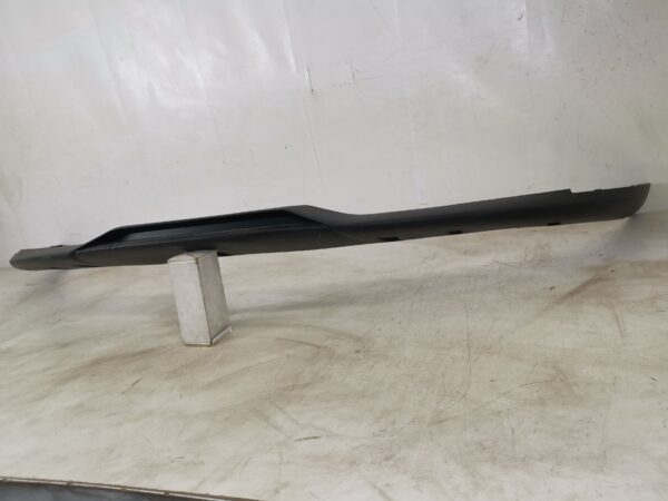 Spoiler Fusta Bara Fata Taycan 2020 Porsche  Taycan 1 [2019 - 2019] Originala In Stare Buna - imagine 3