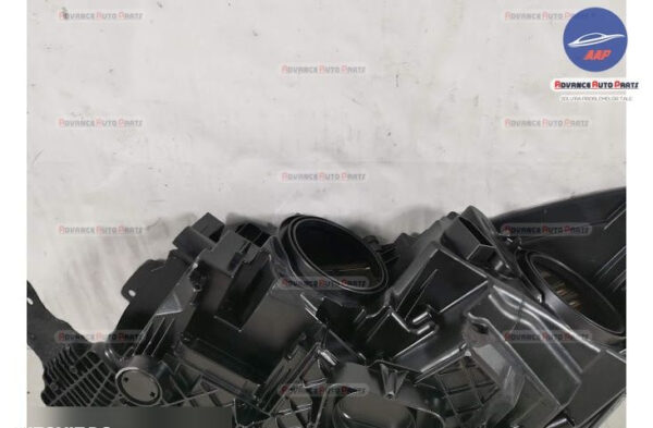 Far Dreapta original Halogen Ford Kuga 2 (facelift) 2016 2017 2018 2019 2020 OEM - imagine 10