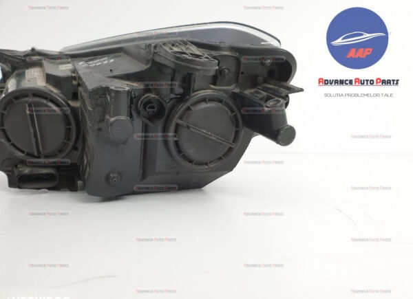Far dreapta cu halogen, original, in stare buna Mercedes-Benz SLK-Class R172 2011 2012 2013 2014 2015 2016 2017 2018 2019 2020 oem - imagine 9