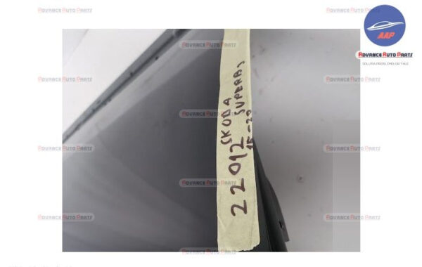 Usa Dreapta Fata originala in stare buna Skoda Superb 3 2015 2016 2017 2018 2019 2020 Liftback OEM - imagine 11