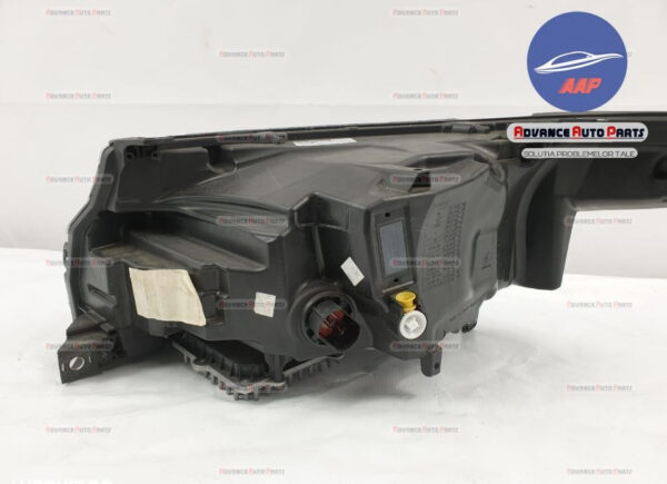 Far dreapta original stare foarte buna Vogue Land Rover Range Rover 4 (facelift) 2017 2018 2019 2020 2021 2022 SUV 5-usi JK52-13W029-EC - imagine 8