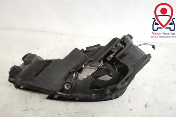 Far Dreapta Original Bi Xenon Avariat Audi A4 B9 2015 2016 2017 2018 2019 2020 - imagine 7