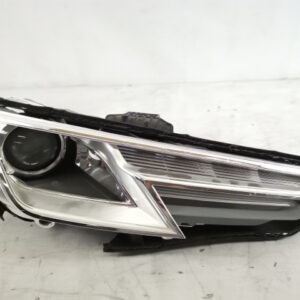 Far Dreapta Original Bi Xenon Avariat Audi A4 B9 2015 2016 2017 2018 2019 2020