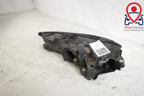 Far Dreapta Original Bi Xenon Avariat Audi A4 B9 2015 2016 2017 2018 2019 2020 - imagine 6