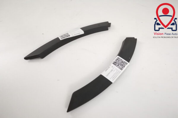 Deflector Aer Bara Fata Dreapta Original In Stare Buna Land Rover Range Rover Evoque L538 2011 2012 2013 2014 2015 BJ32-17F017-AA - imagine 3