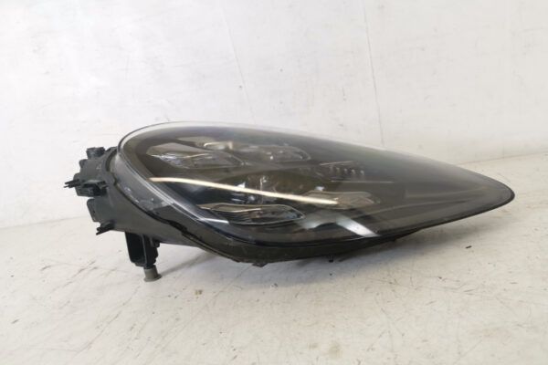 Far Dreapta Original Full Led In Stare Buna Porsche Cayenne 3 2017 2018 2019 2020 2021 2022 9Y0941036J