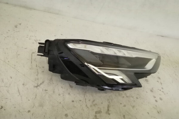 Far Dreapta Original Full Led In Stare Buna Audi A3 4 (8Y) 2020 8Y0941034 - imagine 2