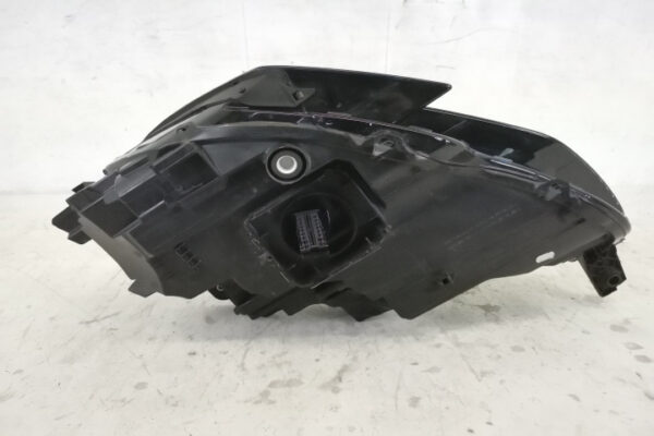 Far Dreapta Original Full Led In Stare Buna Audi A3 4 (8Y) 2020 8Y0941034 - imagine 4