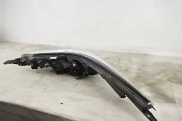 Far Dreapta Original Led In Stare Buna 2020 2021 2022 2023 Toyota C-HR 1 (facelift) 2019 - imagine 6