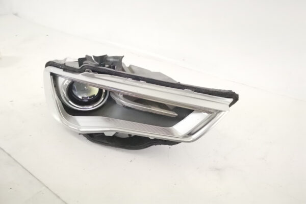 Far Dreapta Original Xenon Avariat Audi A3 8V 2012 2013 2014 2015 2016 - imagine 3