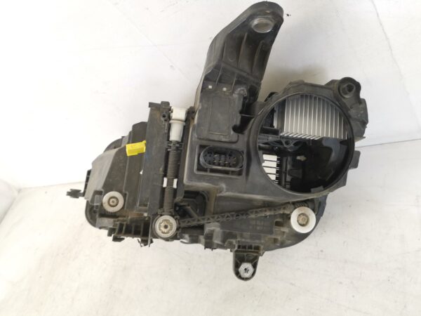Far Dreapta Led Mercedes-Benz  GLE-Class V167 [2018 - 2023] Original Avariat - imagine 6