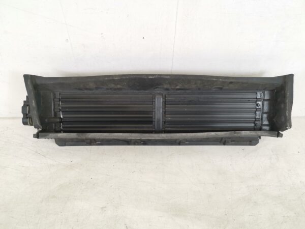 Hota Electrica Deflector Aer Volvo  XC60 2 [2017 - 2020] Originala In Stare Buna