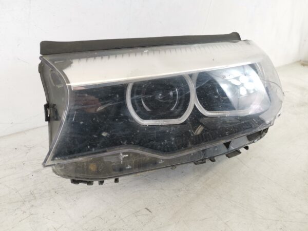 Far Avariat BMW Seria 5 G30 [2016 - 2020] Original - imagine 4