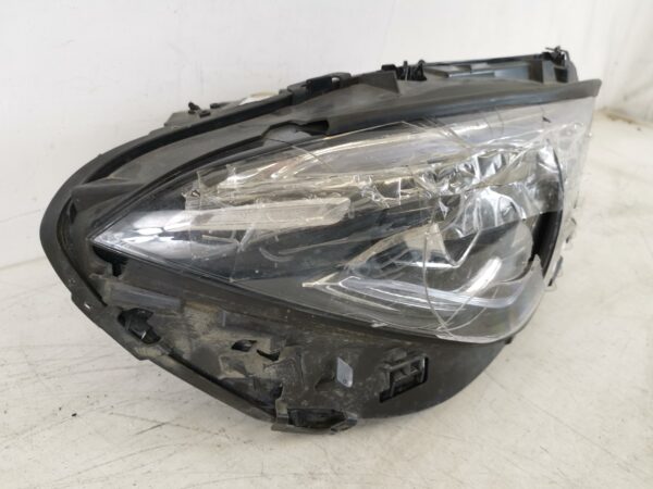 Far Dreapta Led Dinamic Mercedes-Benz  CLA-Class C118 [2019 - 2022] Avariat Original - imagine 4