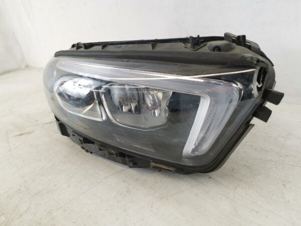Far Dreapta Full Led Mercedes-Benz  A-Class W177/V177 [2018 - 2022] Original - imagine 3