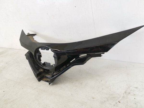 Grila Centrala Toyota  C-HR 1 [2016 - 2020] Original In Stare Buna - imagine 3