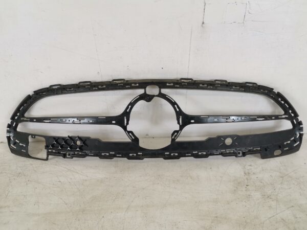 Grila Centrala Mercedes-Benz  C-Classe AMG W206 [2021 - 2022] Original In Stare Buna