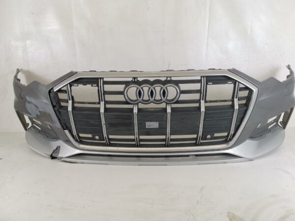 Bara Fata Cu Grila Centrala Audi A6 Sedan [C8 4K] [2018 - 2022] Originala