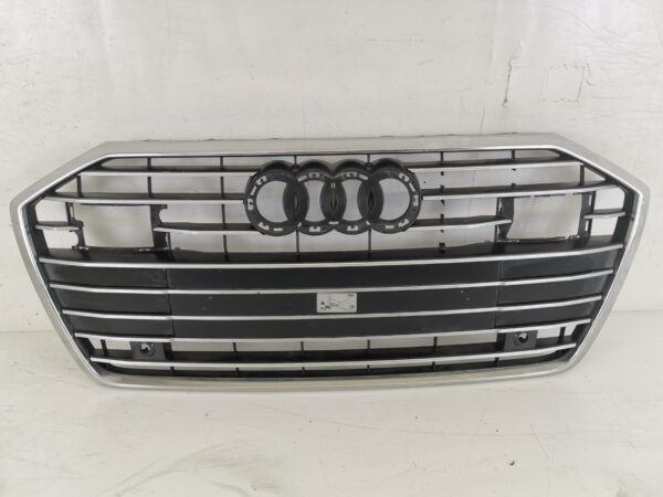 Grila Centrala Audi A6 C8 [2018 - 2020] Original In Stare Buna