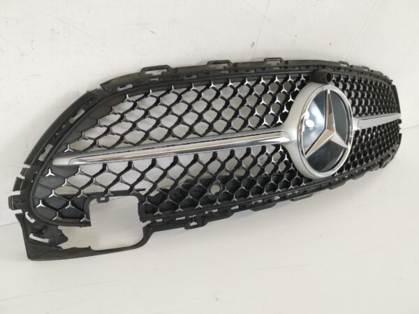 Grila Centrala Mercedes-Benz  C-Classe AMG W206 [2021 - 2022] Original In Stare Buna - imagine 4