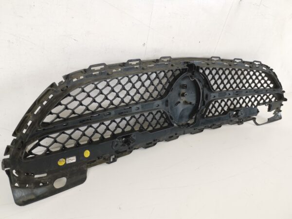 Grila Centrala Mercedes-Benz  C-Classe AMG W206 [2021 - 2022] Original In Stare Buna - imagine 7