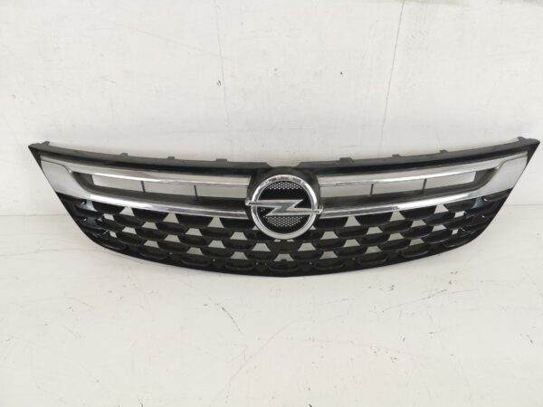 Grila Centrala Opel  Astra K [2015 - 2020] Originala In Stare Buna