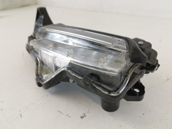 Daylight Semnal Fata Stanga Lumina De Zi  Toyota Yaris Cross MXP 2020 2021 2022 2023 2024 2025Original In Stare Buna - imagine 3