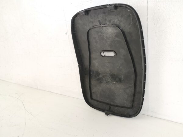 Capac Statie Incarcare  Mercedes Benz Original In Stare Buna - imagine 6