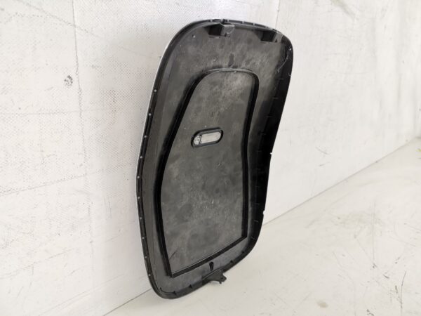 Capac Statie Incarcare  Mercedes Benz Original In Stare Buna - imagine 7