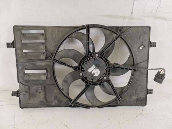 Ventilator Radiator Volkswagen VW  Golf 7 [facelift] [2017 - 2020] Original In Stare Buna - imagine 5