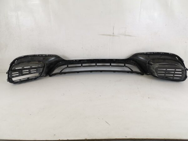 Fusta Bara Fata Grila Centrala Inferioara Mercedes-Benz  S-Class W222/C217/A217 [facelift] [2017 - 2020] Original In Stare Buna - imagine 5
