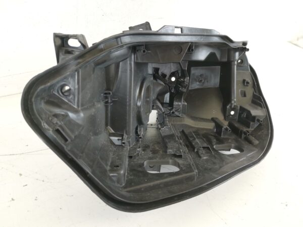 Carcasa Far Noua BMW Seria 1 F20/F21 [facelift] [2015 - 2020] Original In Stare Buna - imagine 4
