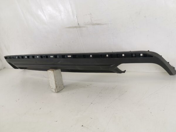 Fusta Spoiler Bara Spate Volkswagen VW  Touareg generatia 3 CR [2018 - 2022] Originala In Stare Buna - imagine 3