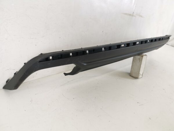 Fusta Spoiler Bara Spate Volkswagen VW  Touareg generatia 3 CR [2018 - 2022] Originala In Stare Buna - imagine 4