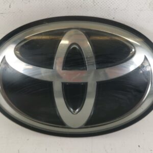 Emblema Grila Centrala Toyota  Tacoma 3 [2015 - 2020] 2021 2022 2023 Originala In Stare Buna